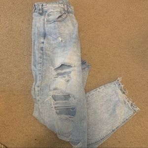 American Eagle Curvy mom jean